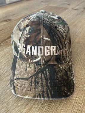 Gander Mountain Camo Hunting Outdoor Adjustable Hat Cap

Good Condition & Clean